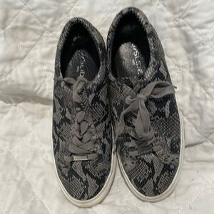 J/Slides animal print skateboard shoes women size 7.5 leather